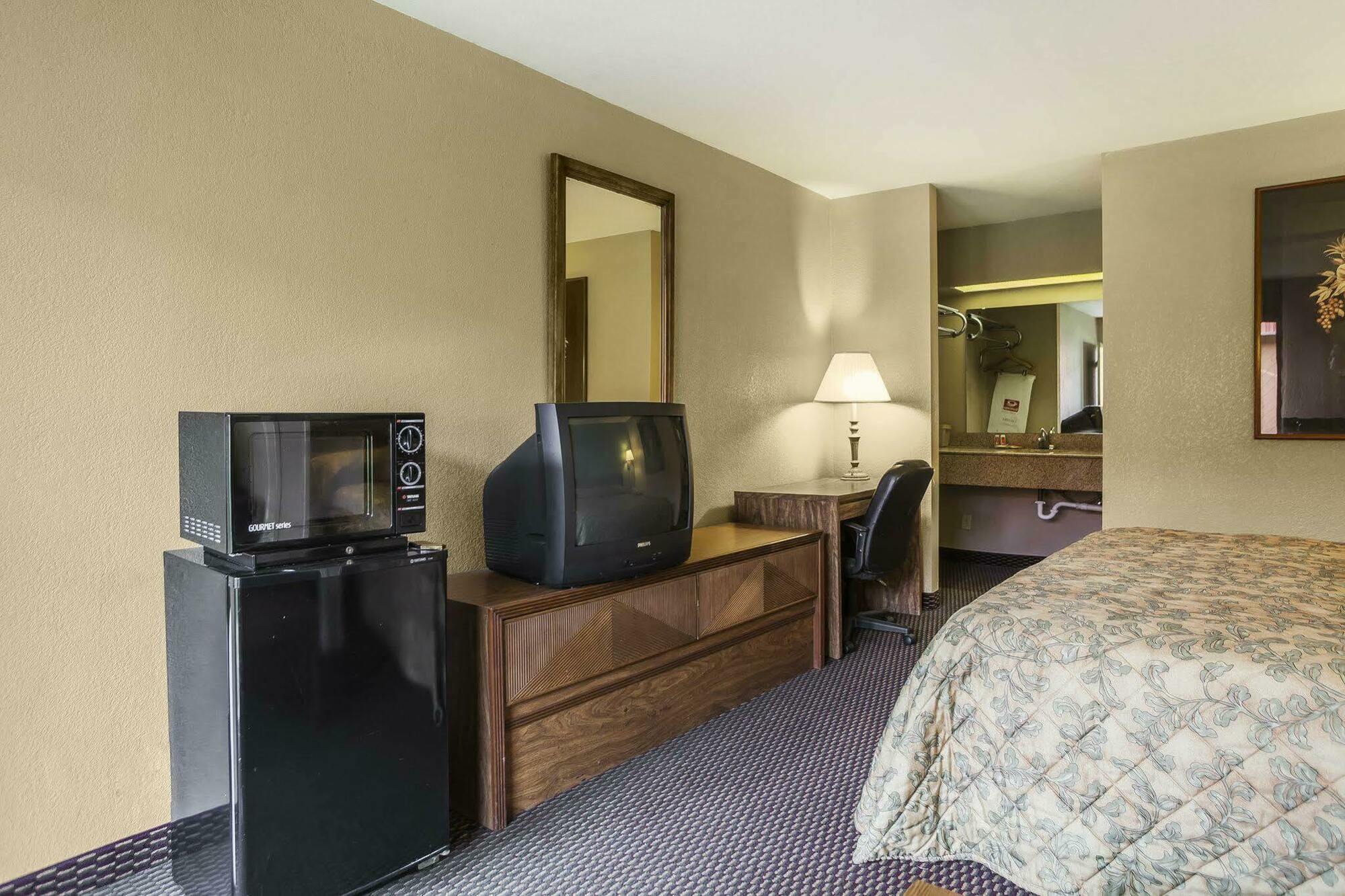 Econo Lodge Inn & Suites Denver Exterior foto